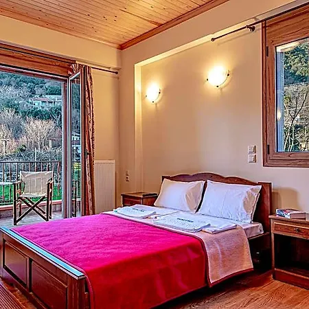 Xenonas Kypseli Hotel 4*